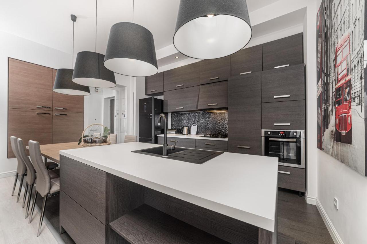 Vorontsov Lane Luxury Apartment Odessa Exterior photo